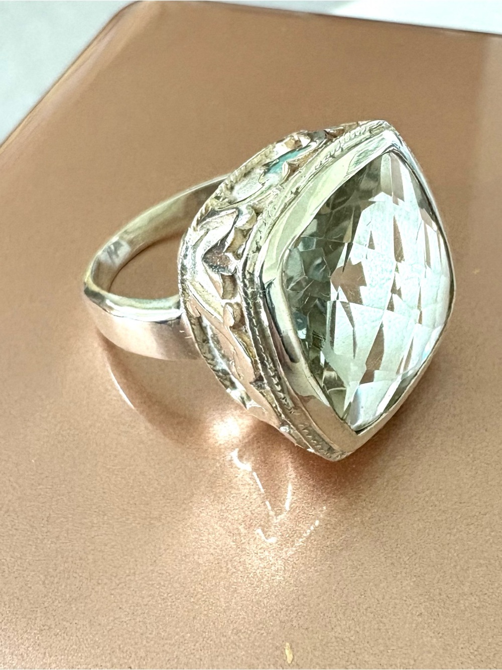 Sterling Silver 925 Pale Green cushion cut Statement Ring